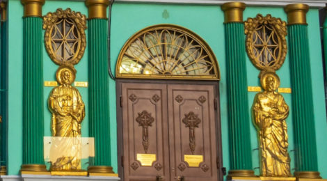 Молебен в Иверской часовне на Красной площади